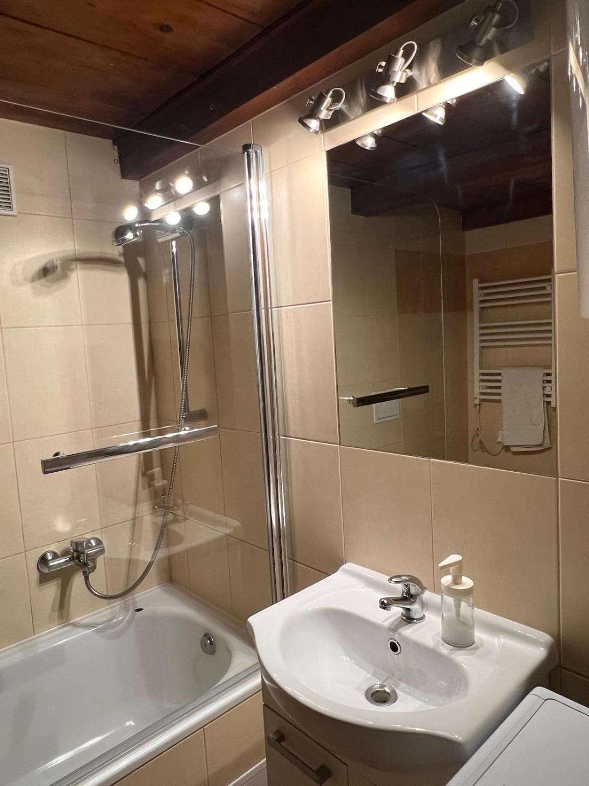 St Gertruda Apartment Free Parking Citybeat#2 Kraków Eksteriør billede